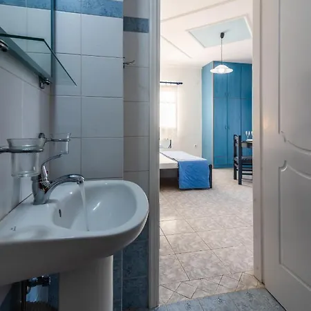 Kleo΄s Apartamento Adamantas (Milos)